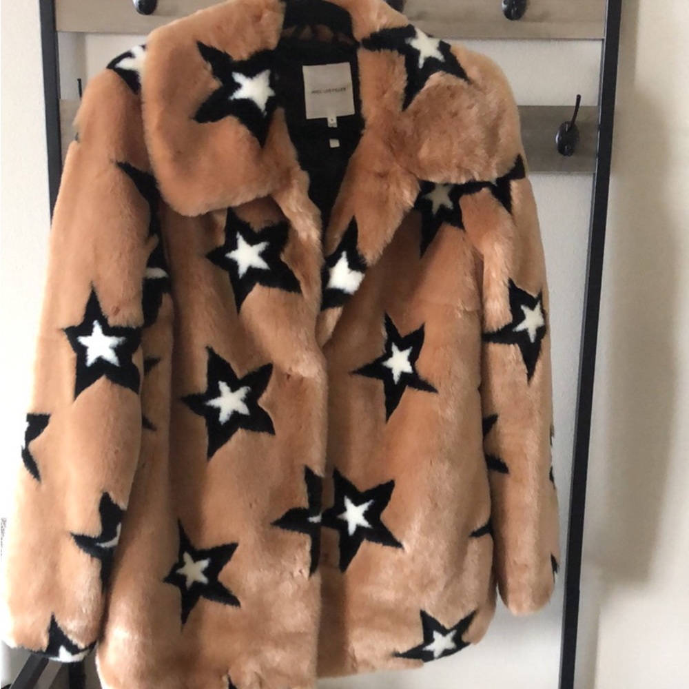 Avec Les Filles Star Faux Fur Coat